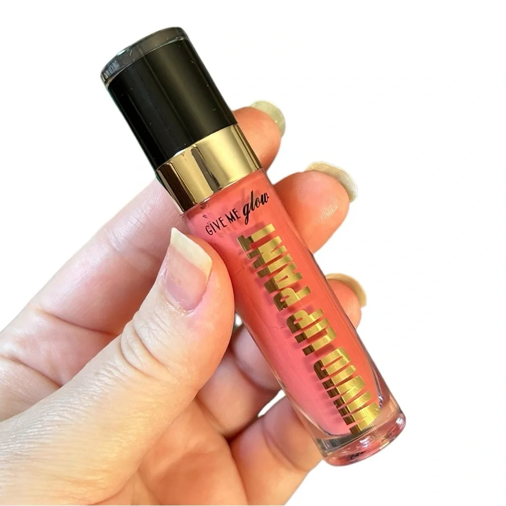 SALE Give Me Glow Cosmetics Flamingo Pink Vivid Lip Paint Liquid Lipstick NWT